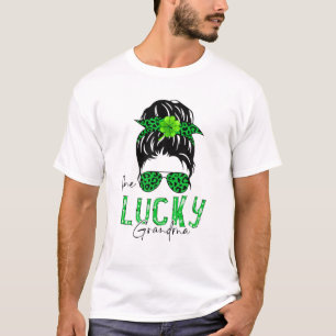 One Lucky Grandma Patricks Day Grandma Nana Mimi T-Shirt