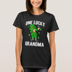 One Lucky Grandma St Patricks Day Dabbing Leprecha T-Shirt