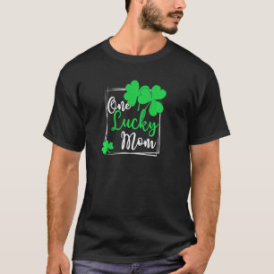 One Lucky Mum Tee Funny Family St Patrick's Day Pu
