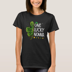 One Lucky Nonna Irish Shamrock St Patricks Day Fun T-Shirt