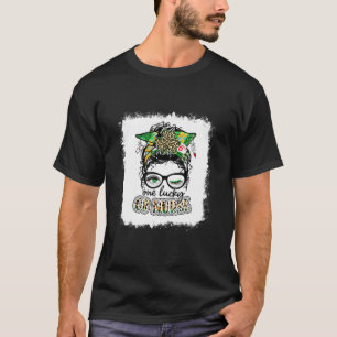 One Lucky OB Nurse One Lucky Nurse Messy Bun Shamr T-Shirt