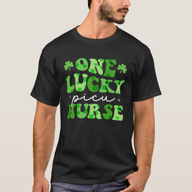 One Lucky PICU Nurse Retro St Patricks Day Pediatr T-Shirt (Front)