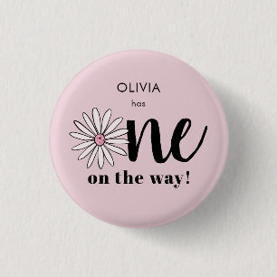 One on The Way Floral Modern Baby Shower 3 Cm Round Badge