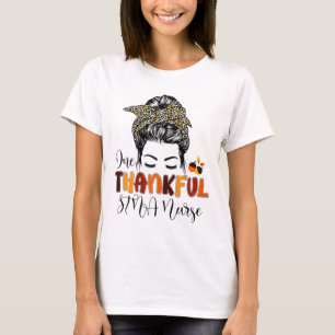 One Thankful Stna Nurse Messy Bun Leopard Thanksgi T-Shirt