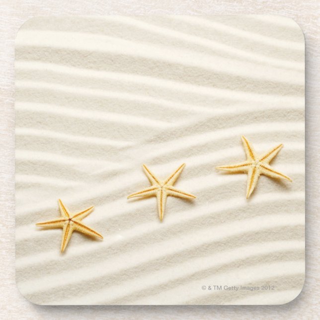 One unstraight row of starfishes coaster (Front)
