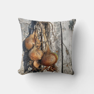 ONIONS CUSHION