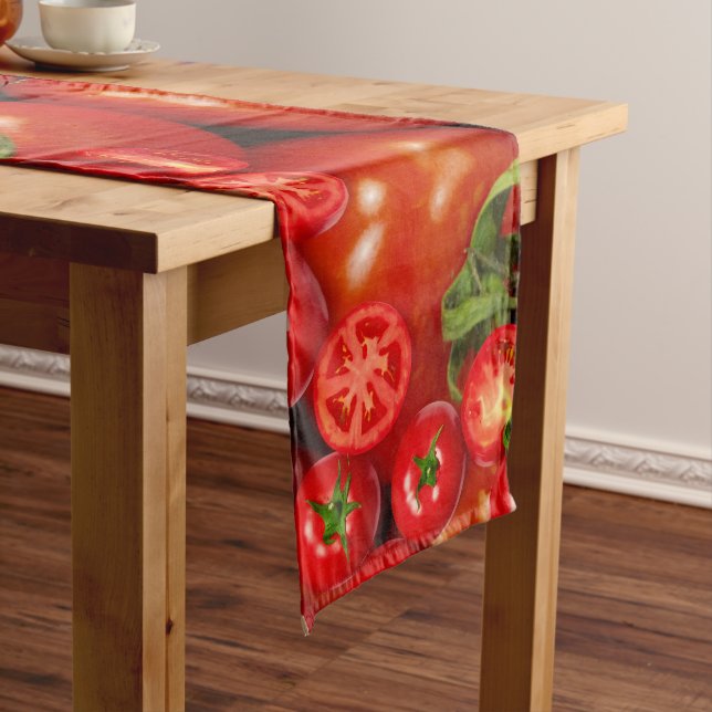 ooking Fresh Garden Tomatoes Table Runner (In Situ)