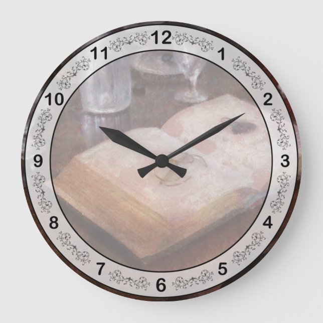 Ophthalmologist - The poker game Large Clock (Front)