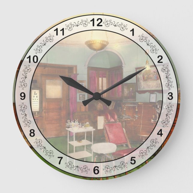 Optometrist - I see dead people 1920 Large Clock (Front)