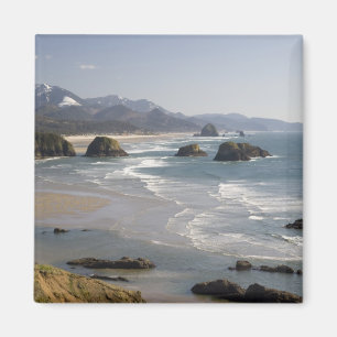 OR, Oregon Coast, Ecola State Park, view of Magnet