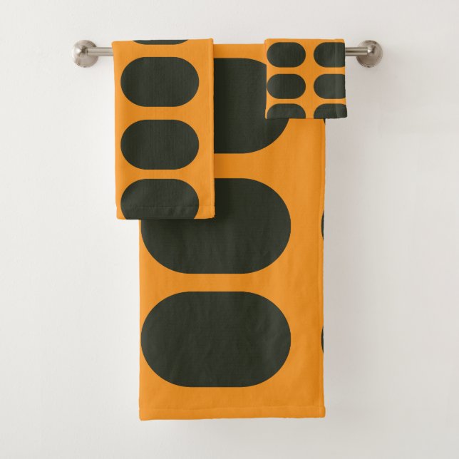 Orange Black Circles Bath Towel Set (Insitu)