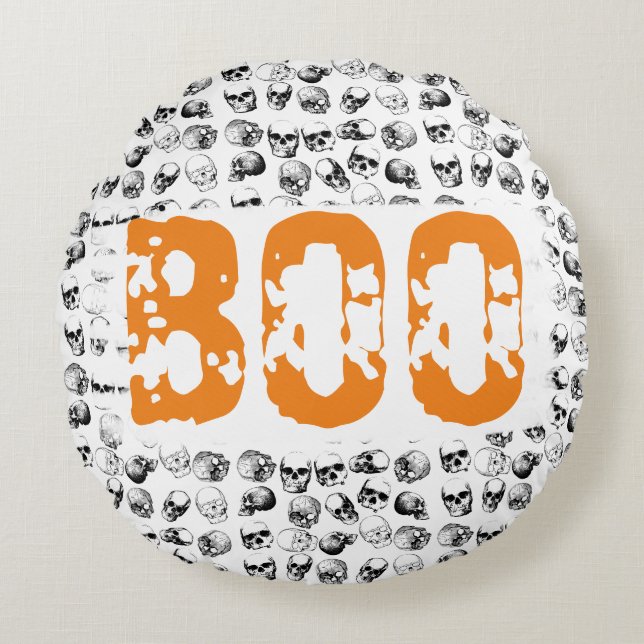 Orange Boo Halloween Spooky Skull Pattern  Round Cushion (Front)