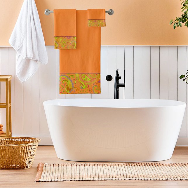 Orange paisley border bath towel set (Creator Uploaded)