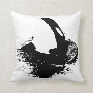 Orca accent pillow "killer whale"
