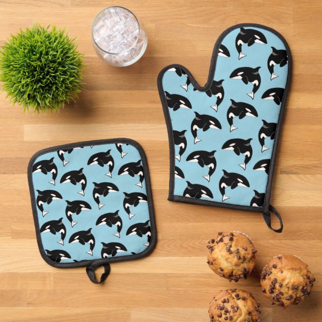Orca Killer Whale Oven Mitt & Pot Holder Set (Top Down)