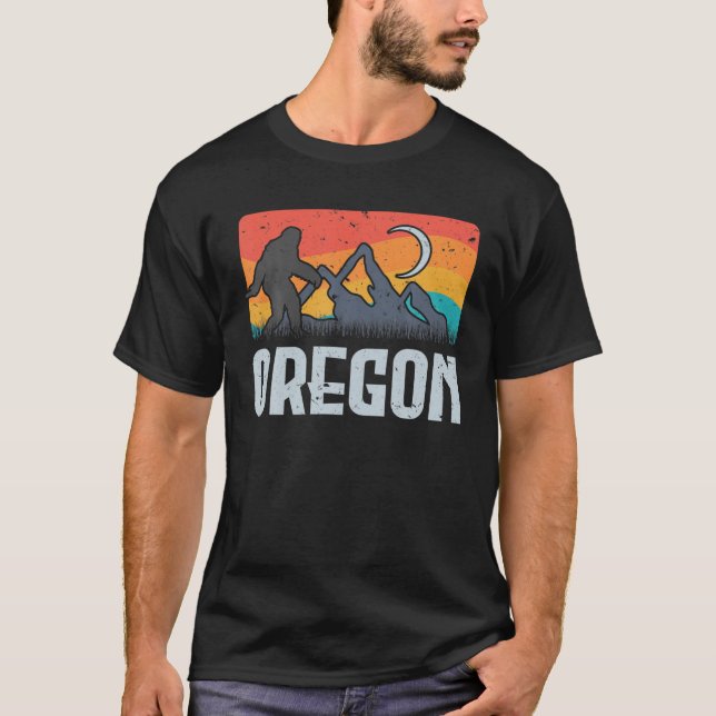 Oregon Bigfoot Sasquatch Mountains Retro Hiking T-Shirt (Front)