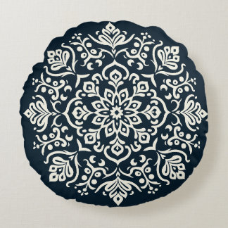 Oriental Arabesque Majestic Motifs Round Cushion