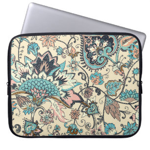 Oriental Paisley: Stylised Textile Elegance. Laptop Sleeve