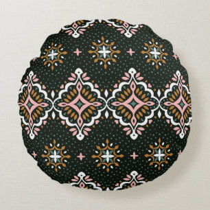 Oriental vintage damask pattern. Talavera pottery. Round Cushion