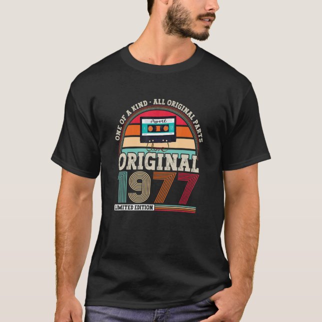 Original 1977 45th Birthday Birthday  For Men And  T-Shirt (Front)