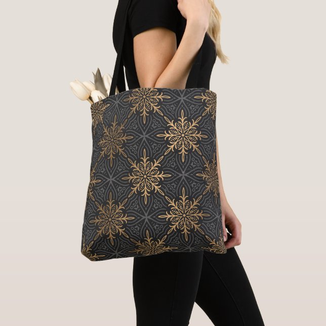 Ornament Pattern 3 Tote Bag (Close Up)