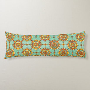 Ornamental pattern body cushion