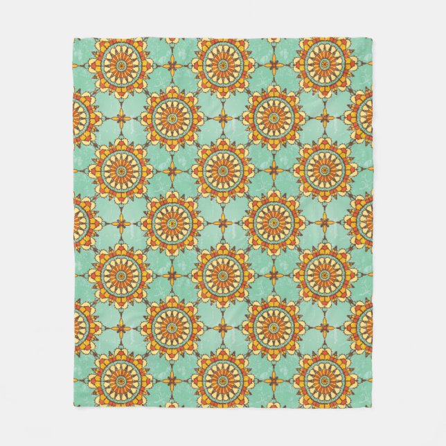 Ornamental pattern fleece blanket (Front)