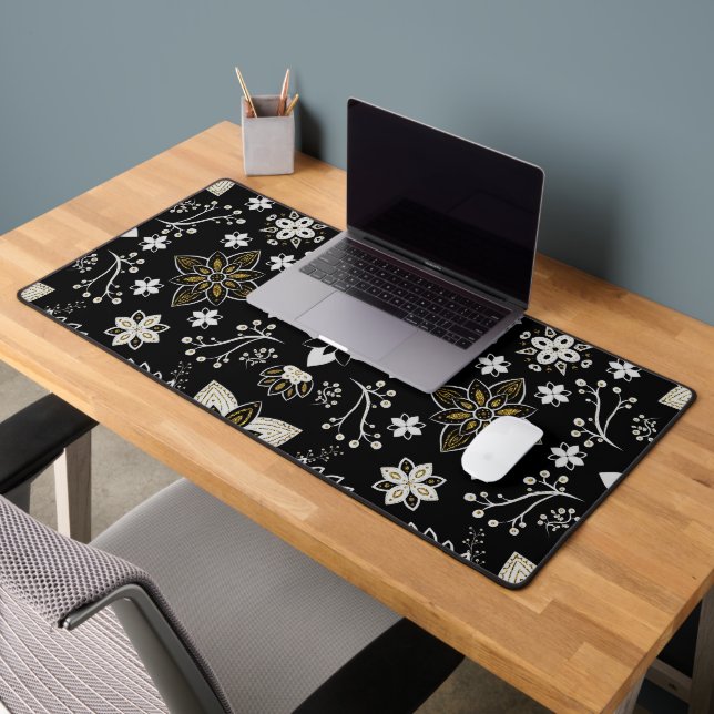 Ornate black and white floral pattern  desk mat (Office 2)