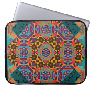 Ornate Eastern: Luxury Green Decor. Laptop Sleeve