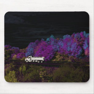 oscar leaves the party mouse pad