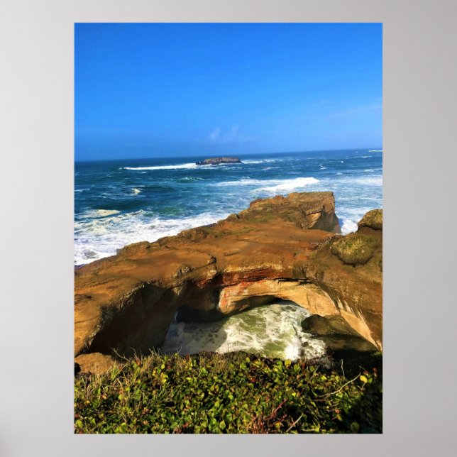 Otter Rock at Devil's Punchbowl State Park, Oregon Poster (Front)