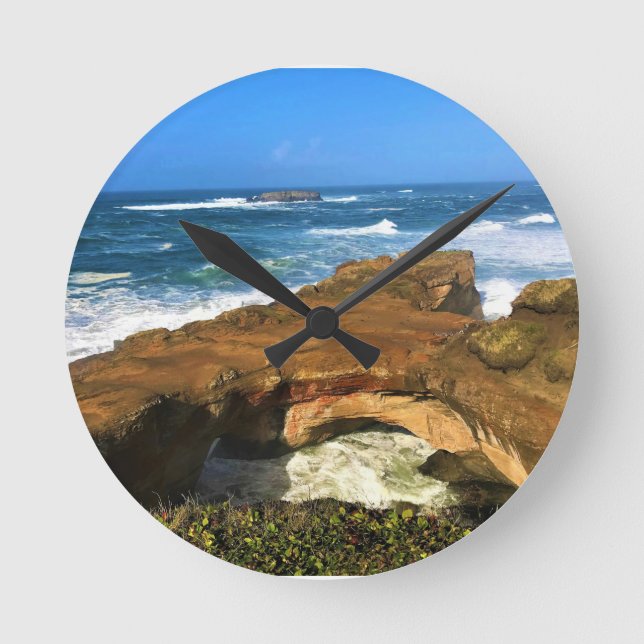 Otter Rock at Devil's Punchbowl State Park, Oregon Round Clock (Front)