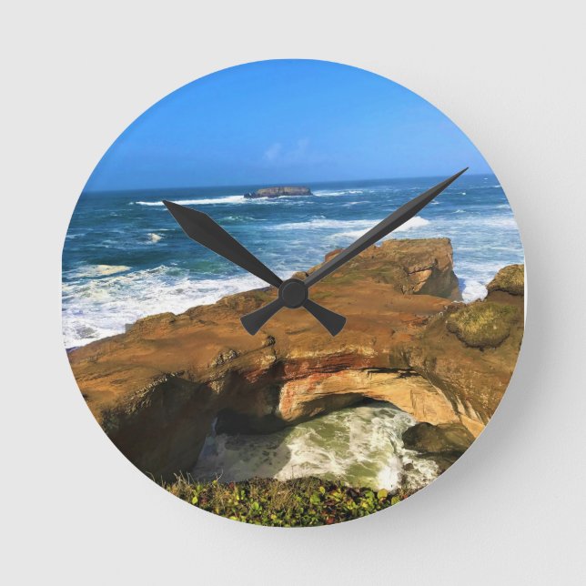 Otter Rock at Devil's Punchbowl State Park, Oregon Round Clock (Front)