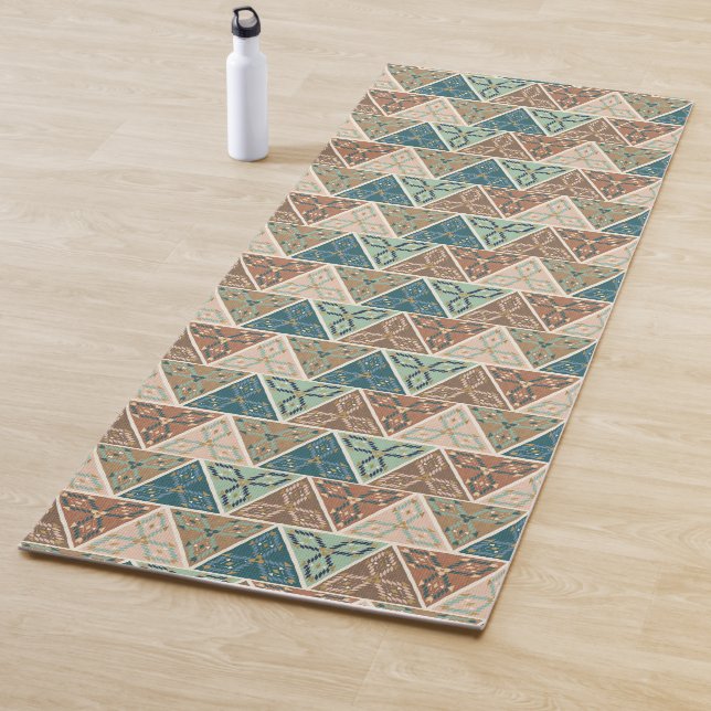 Outdoor Geo Step | Geometric Pattern Yoga Mat (In Situ)