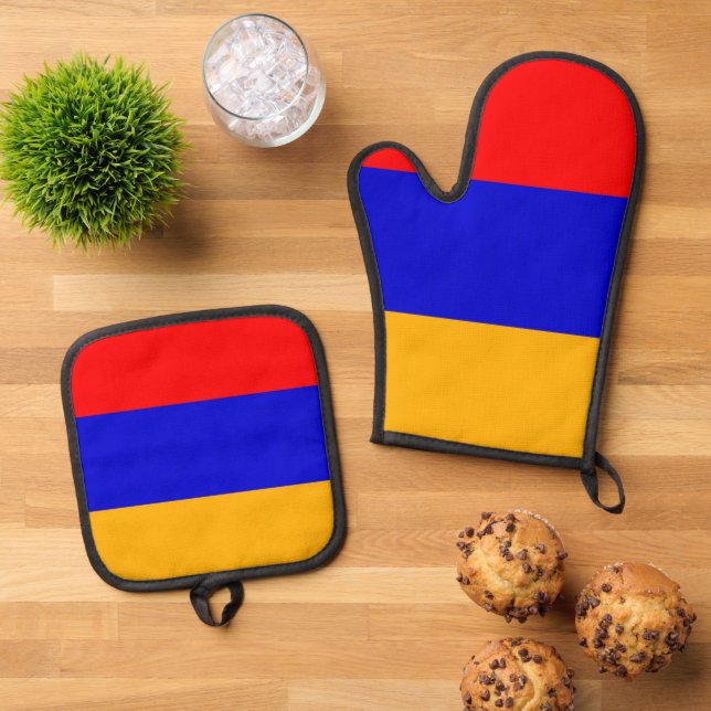 Oven Mitt and Pot Holders, Armenia flag Oven Mitt & Pot Holder Set (Top Down)