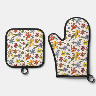 Oven Mitt and Pot Holders with flowery print Oven Mitt & Pot Holder Set
