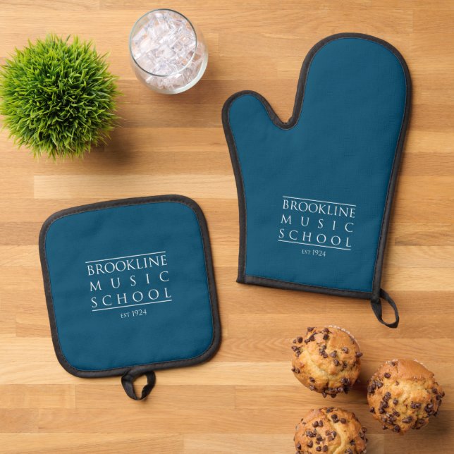 Oven Mitt & Pot Holder Oven Mitt & Pot Holder Set (Top Down)