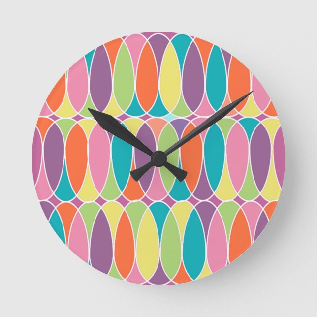 Overlapping Eggs Round Clock (Front)