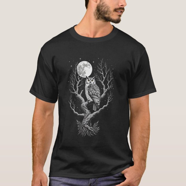 Owl before full moon T-Shirt (Front)