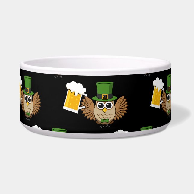 Owl Drinking Beer St Patrick's Day Pattern (Front)