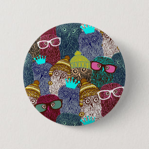 Owl in crown 6 cm round badge