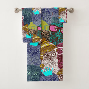 Owl in crown bath towel set