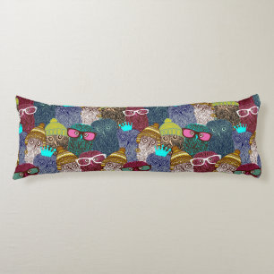 Owl in crown body cushion
