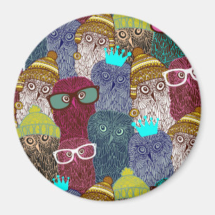 Owl in crown magnet