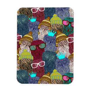 Owl in crown magnet