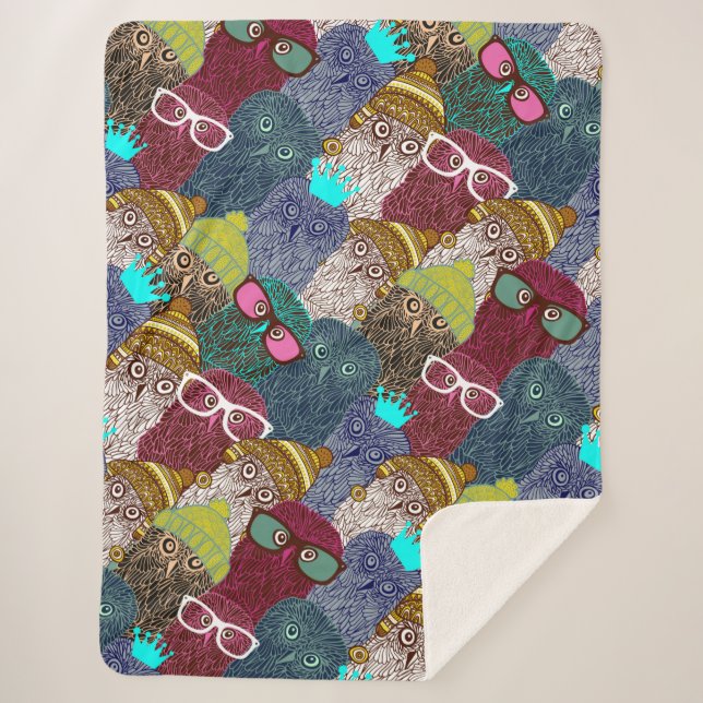 Owl in crown sherpa blanket (Front)