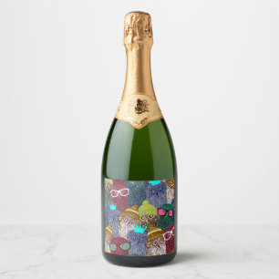 Owl in crown sparkling wine label