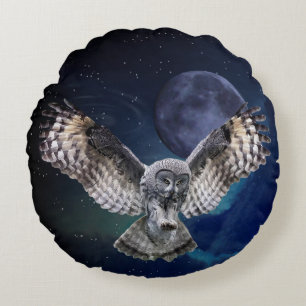 Owl in Flight Round Cushion