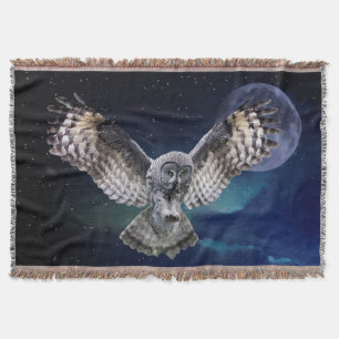 Owl in Flight Throw Blanket