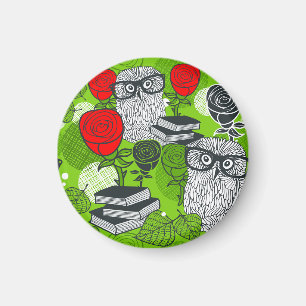 Owl in red roses magnet